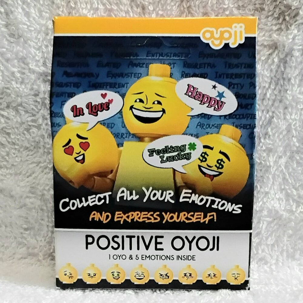 3/$45 Sealed Express yourself OYOJI Mini Figure 5 Positive Emotion Heads by OYO!